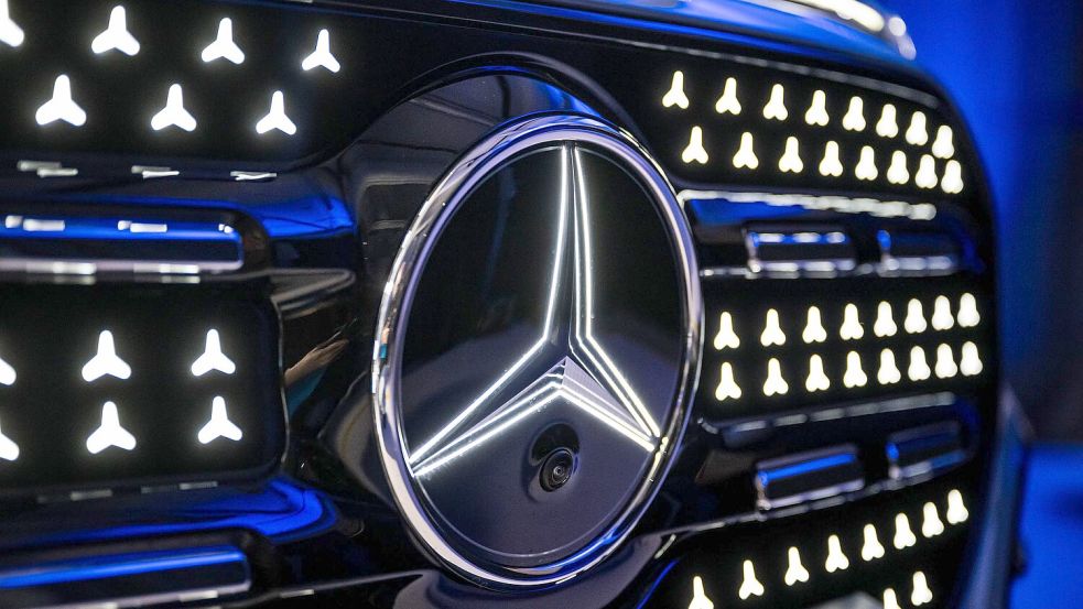 Aktuell werden knapp sieben von zehn Pkw deutscher Hersteller im Ausland produziert - auch der GLB von Mercedes. (Archivbild) Foto: Marton Monus