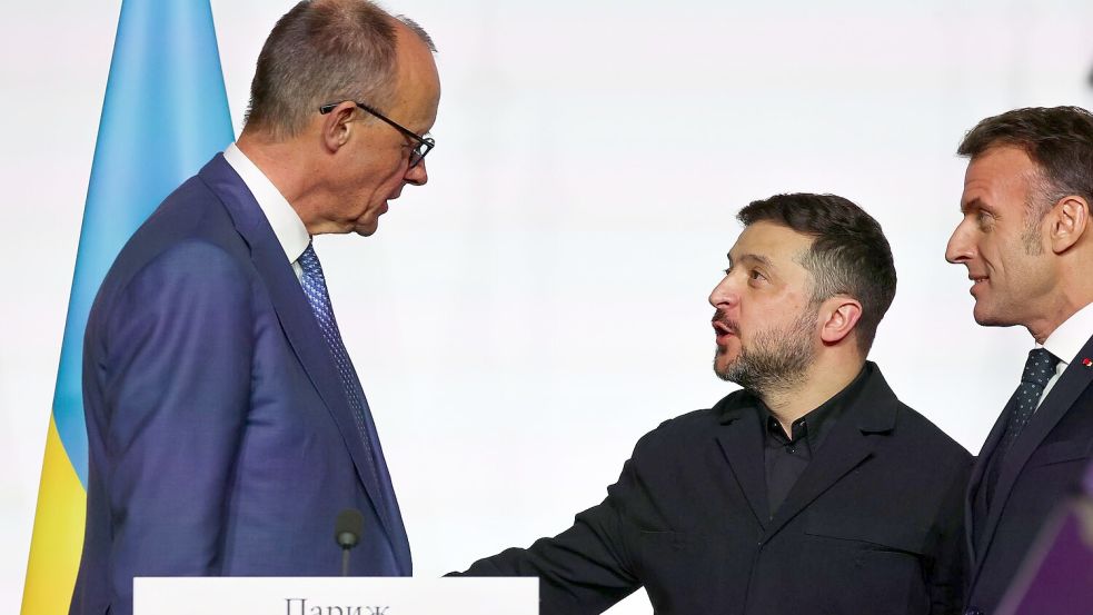 Merz und Macron äußern sich unterschiedlich zur multinationalen Truppe für die Ukraine. Foto: Ludovic Marin/Pool AFP/dpa