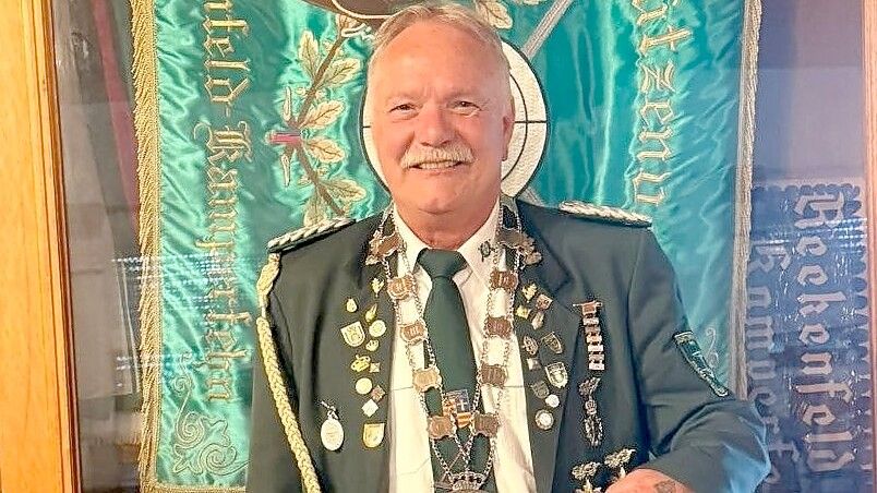 Der neue König des Schützenvereins Reekenfeld-Kamperfehn: Detlef Scholte. Foto: Hans Passmann