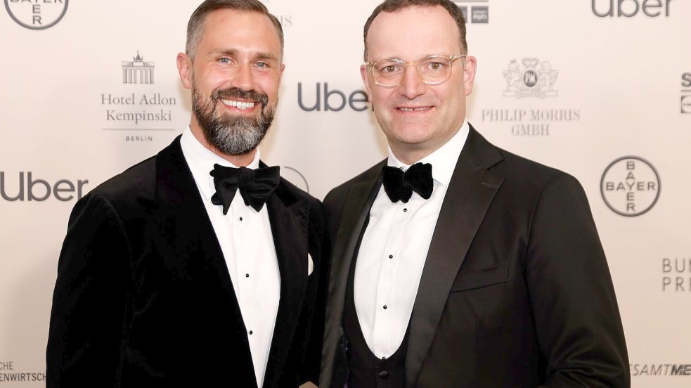 CDU-Politiker Spahn und sein Mann sind nun Väter. (Archivbild) Foto: Carsten Koall
