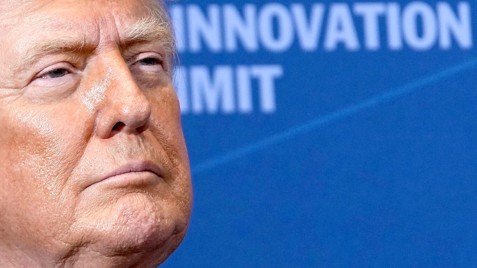 Trump droht dem Iran mit der Zerstörung ziviler Infrastruktur wie Brücken und Kraftwerke. Foto: Julia Demaree Nikhinson