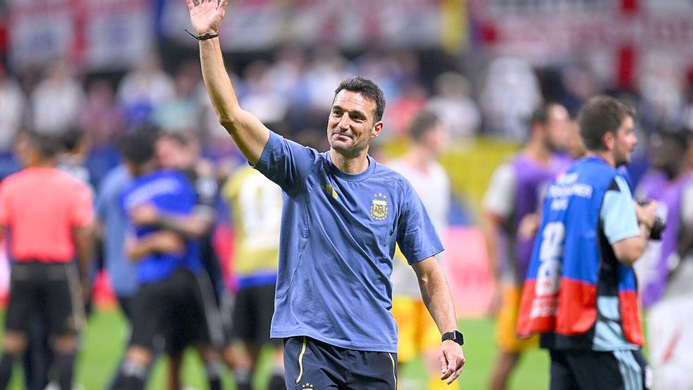 Trainer Lionel Scaloni will nun Spanien schlagen. Foto: Tom Weller/dpa