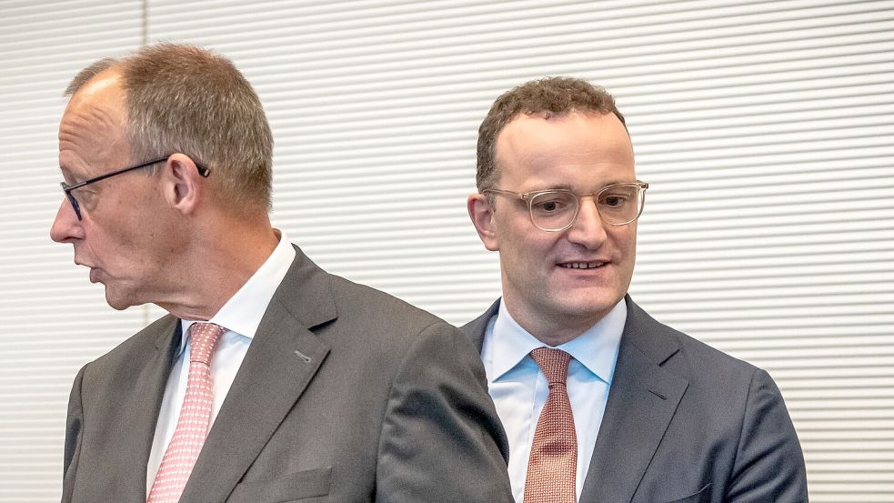 Spahn ist als Unionsfraktionschef zurückgetreten - auch auf Druck von Kanzler Merz. (Archivbild) Foto: Michael Kappeler/dpa