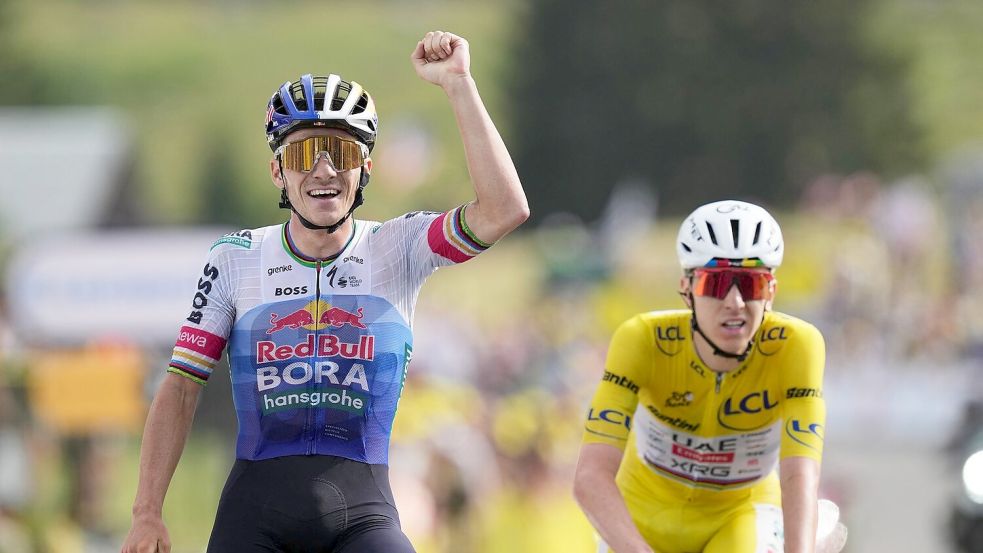 Evenepoel gewinnt im Schlusssprint gegen Pogacar. Foto: Thibault Camus