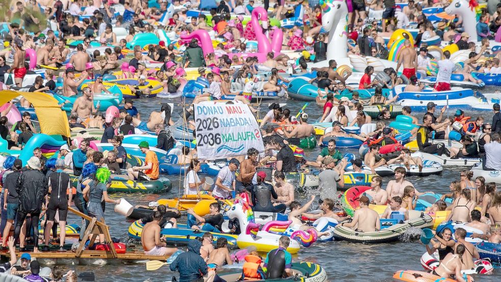 Einmal im Jahr wird der Montag in Ulm ordentlich gefeiert. Foto: Stefan Puchner/dpa