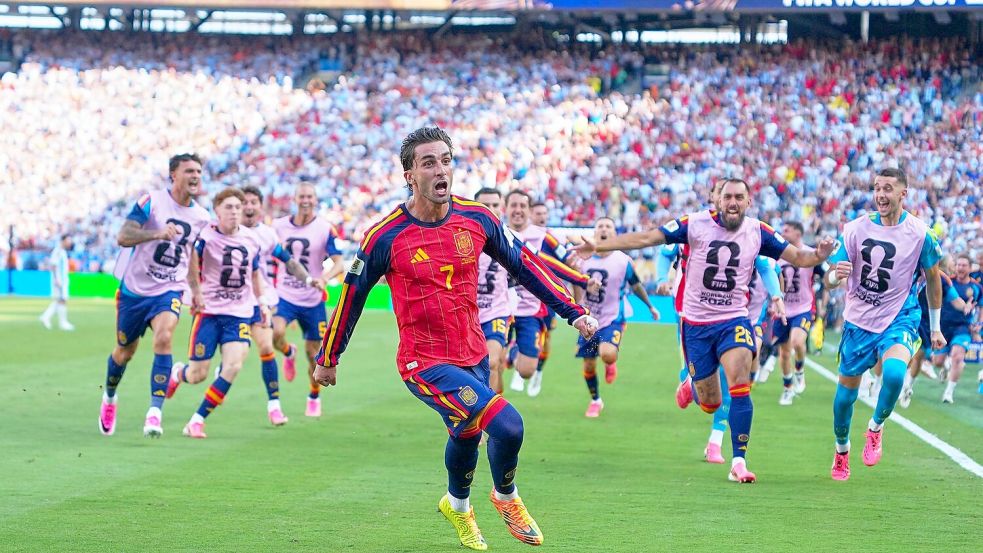 Momente des Glücks: Torres jubelt über sein Tor zum 1:0. Foto: Julio Cortez
