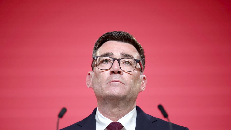 Labour-Chef Andy Burnham steht vor großen Herausforderungen. Foto: dpa/Pool AFP/AP/Henry Nicholls