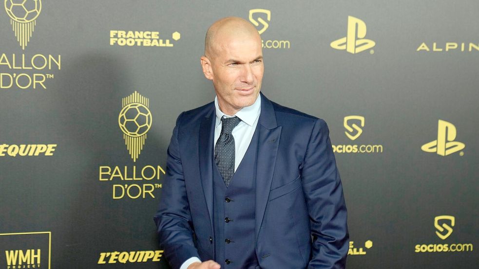 Soll Frankreich als Auswahlcoach künftig wieder zu Titeln führen: Zinedine Zidane. (Archivbild) Foto: Francois Mori/AP/dpa