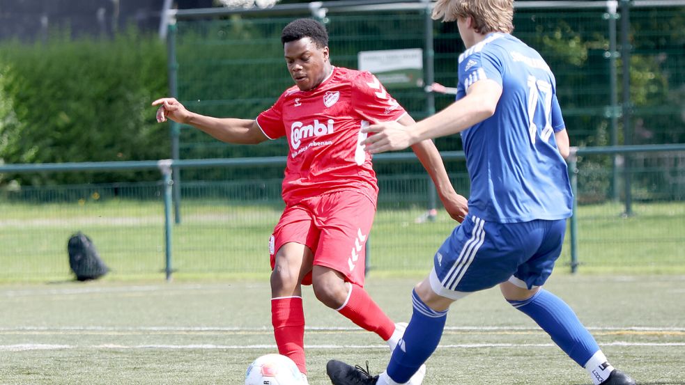 Jean-Pierre Bamezon bestritt in den beiden vergangenen Saisons jeweils 24 Bezirksliga-Spiele für die SpVg Aurich. Foto: Helmut Vortanz