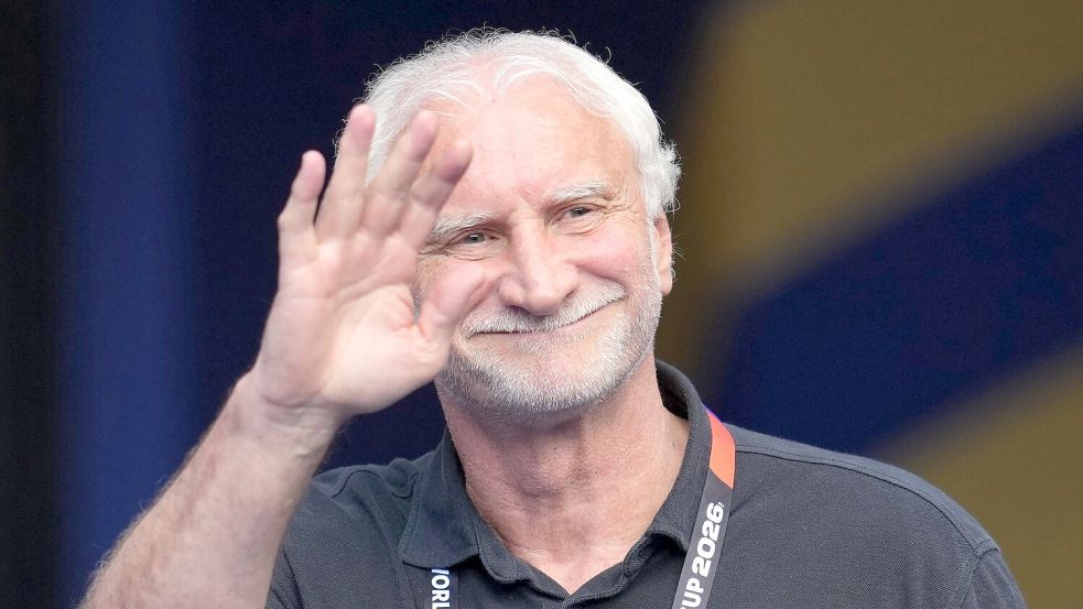 Rudi Völler darf trotz der WM-Enttäuschung beim DFB bleiben. (Archivbild) Foto: Nick Potts