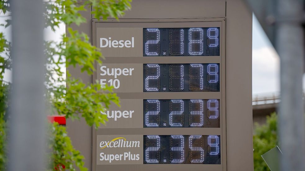 Je nach Tankstelle variieren die Spritpreise. (Archivbild) Foto: Harald Tittel