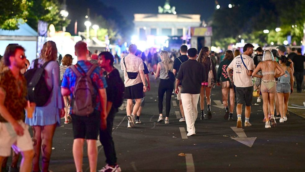 Der CSD wurde nach dem Vorfall abgebrochen. Foto: Fabian Sommer/dpa