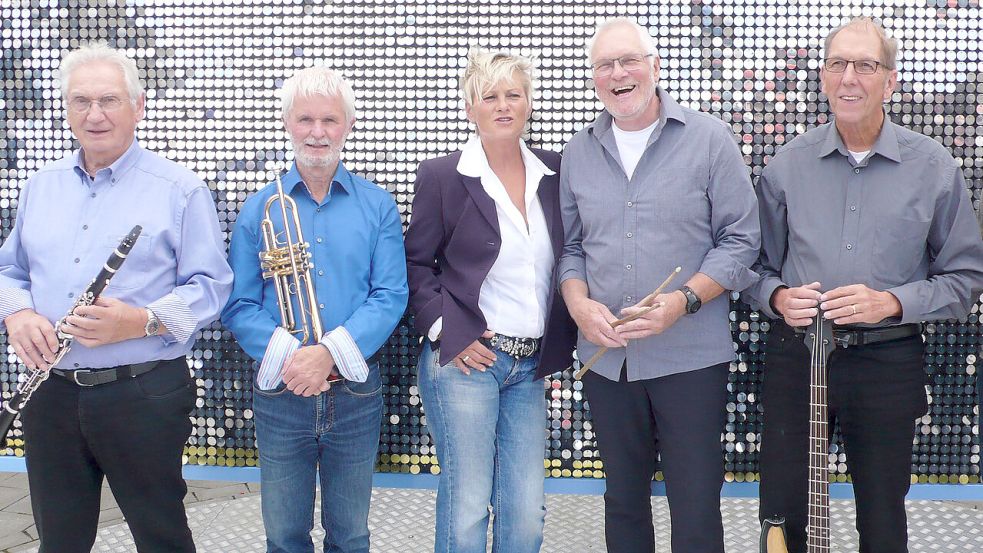 Die Jazz-Band Garden City Company aus Aurich wollte an diesem Sonntag in Rhauderfehn ein Konzert geben. Die Veranstaltung ist jetzt wgen der Regenprognosen abgesagt worden. Foto: Jazz Garden City Company
