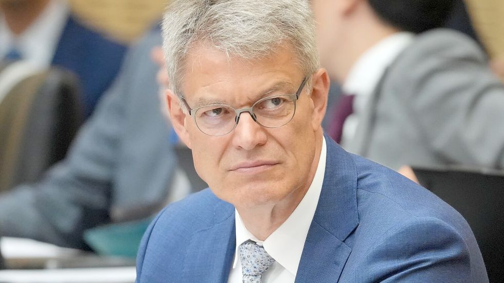 Schnieder will nicht auf die Entlassung durch den Kanzler warten. (Archivfoto) Foto: Soeren Stache