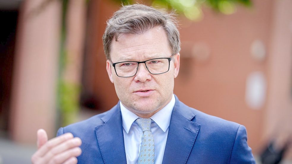 Umweltminister Carsten Schneider fordert volle Anstrengung für den Klimaschutz. (Archivbild) Foto: Kay Nietfeld/dpa