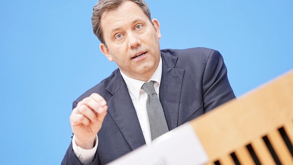 Klingbeil will den Haushalt konsolidieren. Foto: Michael Kappeler/dpa