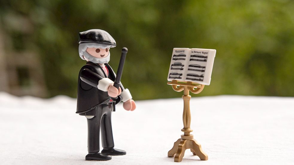 150 Jahre Bayreuther Festspiele feiert die oberfränkische Stadt unter anderem mit Richard Wagner als Playmobil-Figur. Foto: Ralf Döring