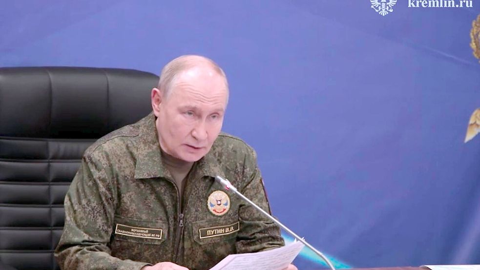 Drohte im Ukraine-Krieg schon indirekt mit einem Atomwaffeneinsatz: Russlands Präsident Wladimir Putin. (Archivbild) Foto: Uncredited