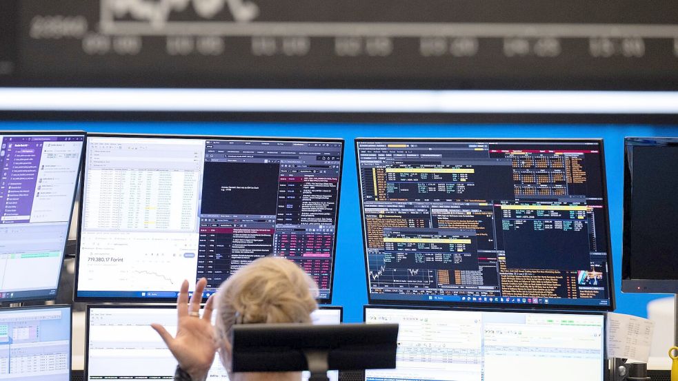 Der Dax ist auf einen Rekord gestiegen - auch dank der Euphorie um Künstliche Intelligenz (KI). Foto: Boris Roessler