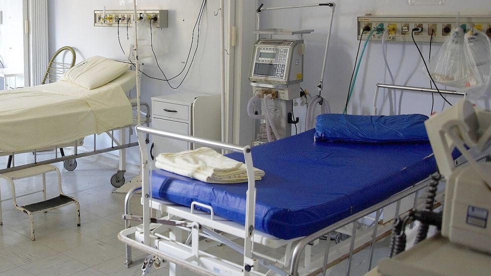 Blick in eine Stroke-Unit-Station: Hier werden Patienten intensivmedizinisch überwacht. Foto: Pixabay