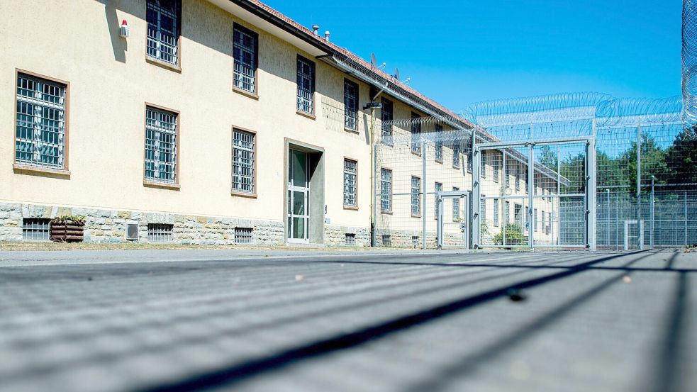 In der Abschiebehaft in Langenhagen bei Hannover wird es immer voller – auch, weil noch immer kaum abgeschoben wird. Foto: Hauke-Christian Dittrich/dpa
