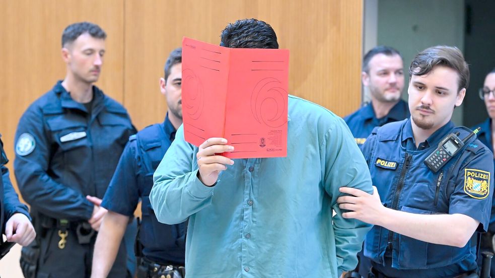 Der 25-Jährige kurz vor seiner Verurteilung vor dem Oberlandesgericht München. Foto: Sven Hoppe