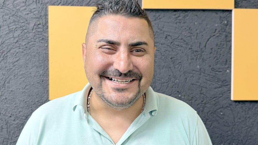 Gazi Senlik ist Unternehmer, blind und will das Beste aus seinem Leben rausholen. Foto: Sonja Scheller