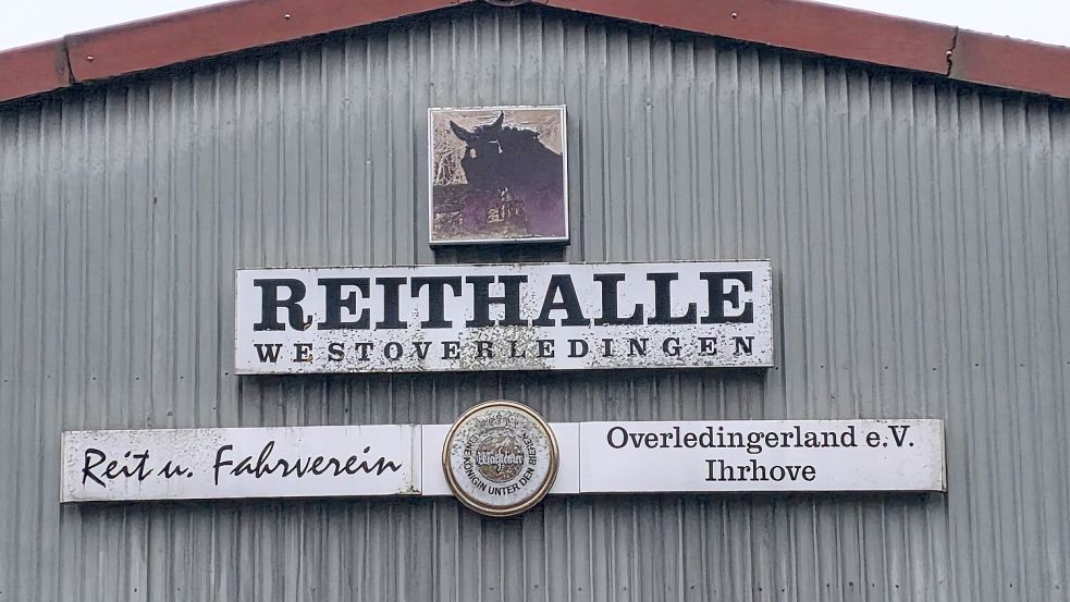 Die Standortfrage für die Reithalle in Ihrhove ist noch immer offen, eine Verlagerung ist weiterhin im Gespräch. Foto: Carsten Ammermann/Archiv