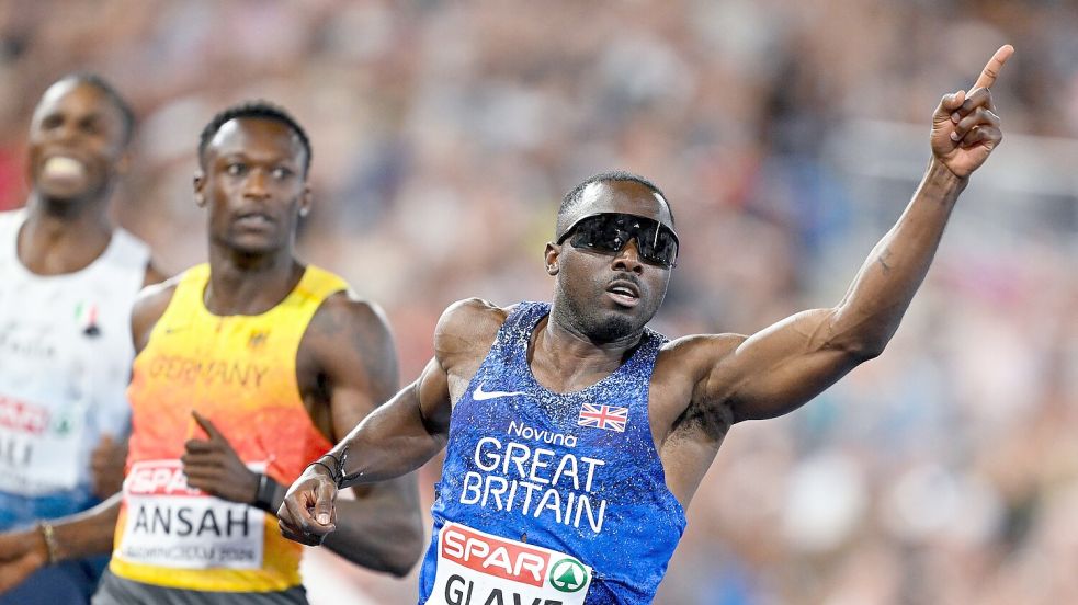 Der Brite Romell Glave (r) war auch für Owen Ansah zu schnell. Foto: Sven Hoppe