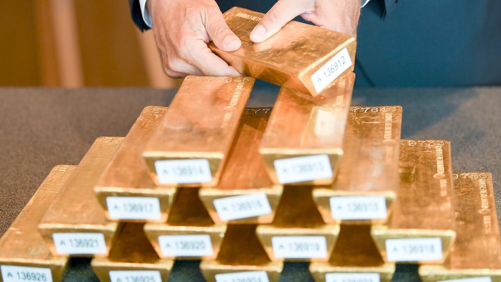 Die Bundesbank verwaltet die Goldreserven des deutschen Staates. (Archivbild) Foto: Arne Dedert/dpa