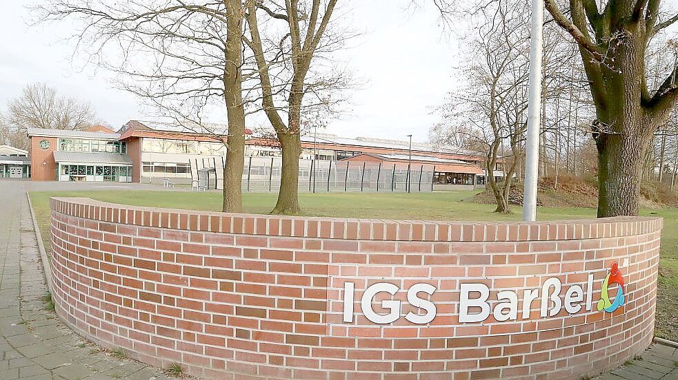 Die Sanierung der IGS Barßel sorgte für hitzige Diskussionen. Auch andere Schulen im Gemeindegebiet, die Kitas und der Jugendtreff brauchen langfristig eine gesicherte finanzielle Ausstattung. Die für den Rat antretenden Parteien und Gruppen sagen, wie sie das hinkriegen wollen. Foto: Hans Passmann