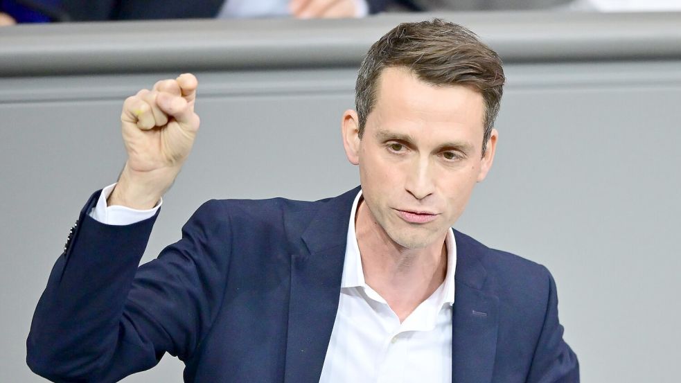 Der Grünen-Politiker Audretsch macht Reiche Vorwürfe. (Archivbild) Foto: Sebastian Christoph Gollnow