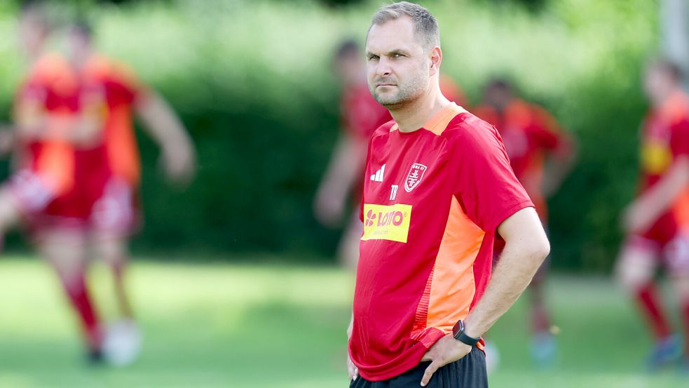 Rainer Sinnigen sah einen verdienten Auswärtssieg seiner Mannschaft. Foto: Jens Doden/ Emden