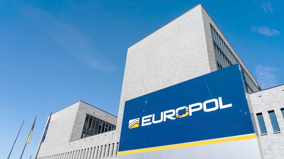 Blick auf das Gebäude der EU-Polizeibehörde Europol in Den Haag. (Archivbild) Foto: Jerry Lampen/anp/dpa