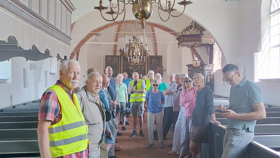 Die Dreifaltigkeitskirche in Collinghorst ist die älteste Kirche im Overledingerland. Foto: Förderverein Tourismus Rhauderfehn, Helwig Weber