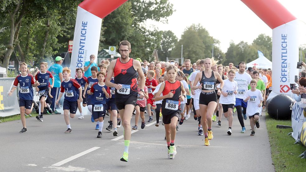 Der Hafenfestlauf wird zum dritten Mal von Heinz-Hermann Thelken und seinem Team organisiert. Foto: Hans Passmann