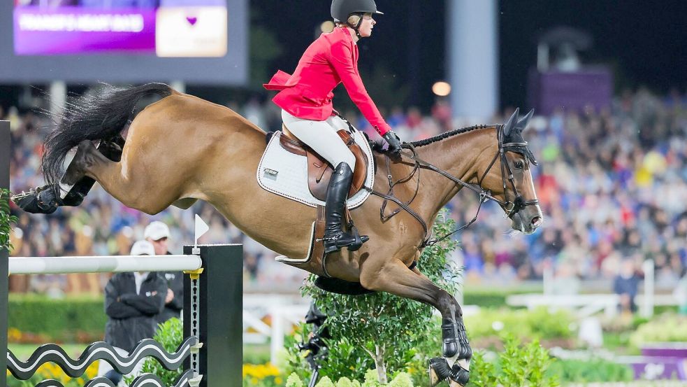 Sophie Hinners kassierte mit Singclair lediglich einen Strafpunkt. Foto: Rolf Vennenbernd