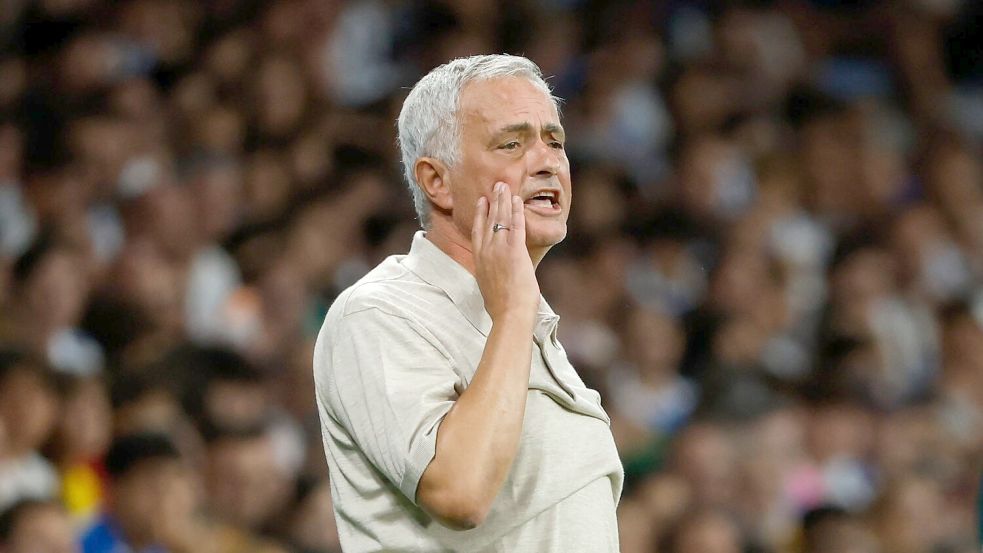 Real Madrids Cheftrainer José Mourinho stärkt seinem Offensivstar Vinícius Júnior den Rücken. Foto: Joan Monfort