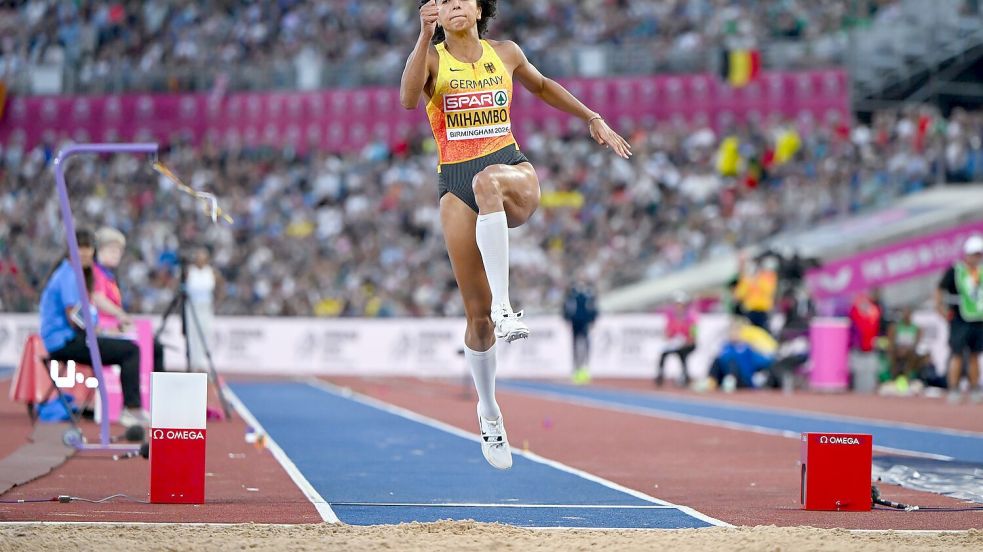 Malaika Mihambo will nach einer Verletzung in der kommenden Saison wieder angreifen. (Archivbild) Foto: Sven Hoppe