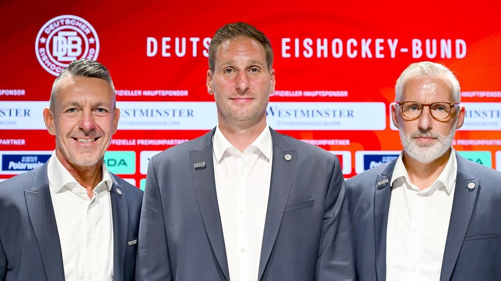Sie wollen langfristig zusammenarbeiten: DEB-Vorstandschef Frank Lutz, der neue Bundestrainer André Rankel und Sportvorstand Christian Künast (v.l.). Foto: A4366 Sven Hoppe