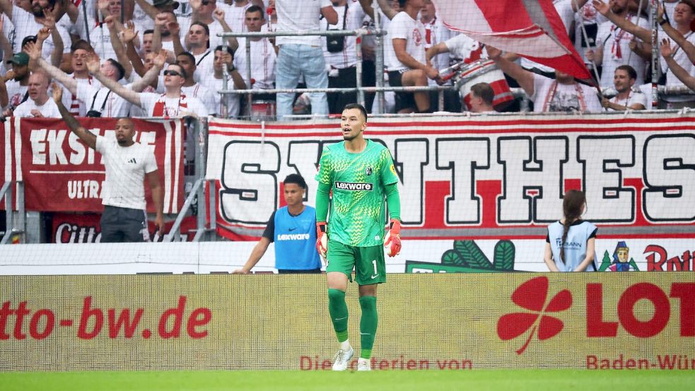Patzte beim 1:1 der Schotten: SC-Neuzugang Mio Backhaus. Foto: Philipp von Ditfurth