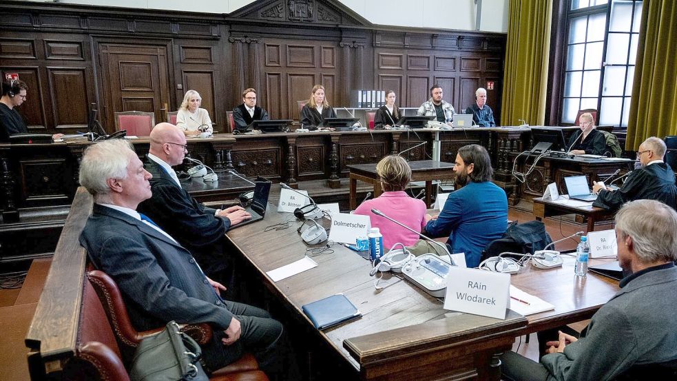 Die Nebenklage gab eine Erklärung zu Blocks Aussage ab. Foto: Daniel Bockwoldt