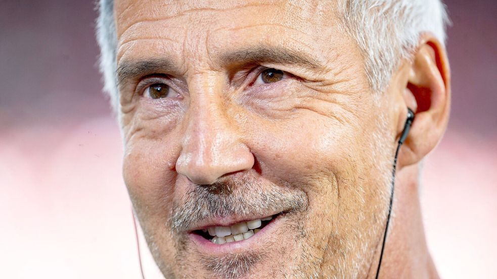 Adi Hütters Rückkehr in die Bundesliga endet mit einem Remis. Foto: Julius Frick/dpa