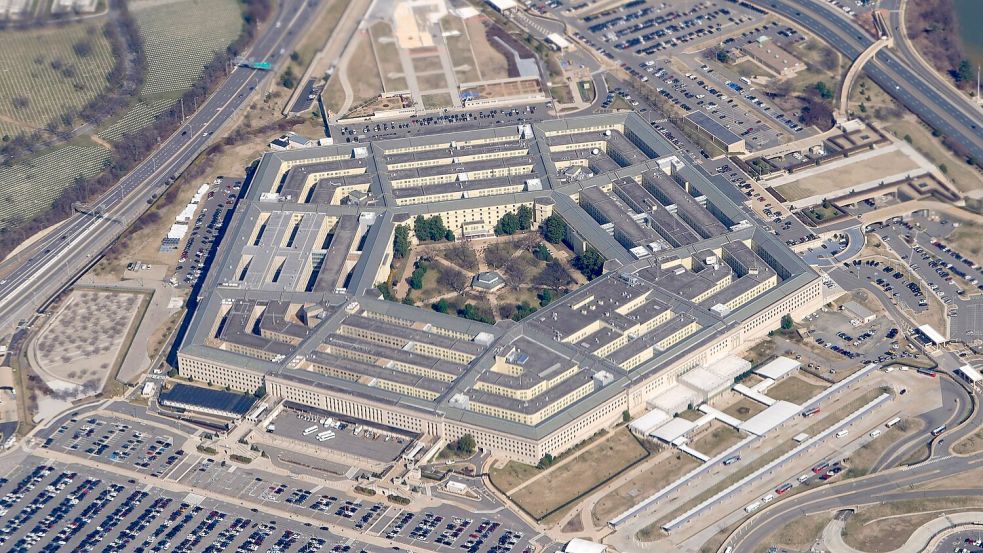 Haben US-Militärs vor einer Verlängerung des Einsatzes gegen den Iran gewarnt? (Archivbild) Foto: Patrick Semansky/AP/dpa