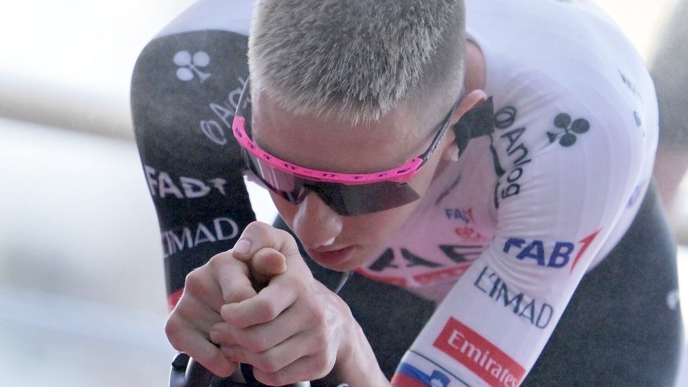 Rad-Superstar Tadej Pogacar hat sich bei einem Sturz bei der Vuelta schwer verletzt. (Archivbild) Foto: Philippe Magoni