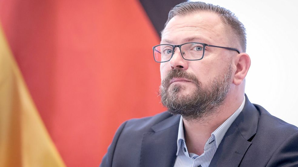 Patrick Harr, Pressesprecher der AfD Sachsen-Anhalt (Archivbild) Foto: Ronny Hartmann
