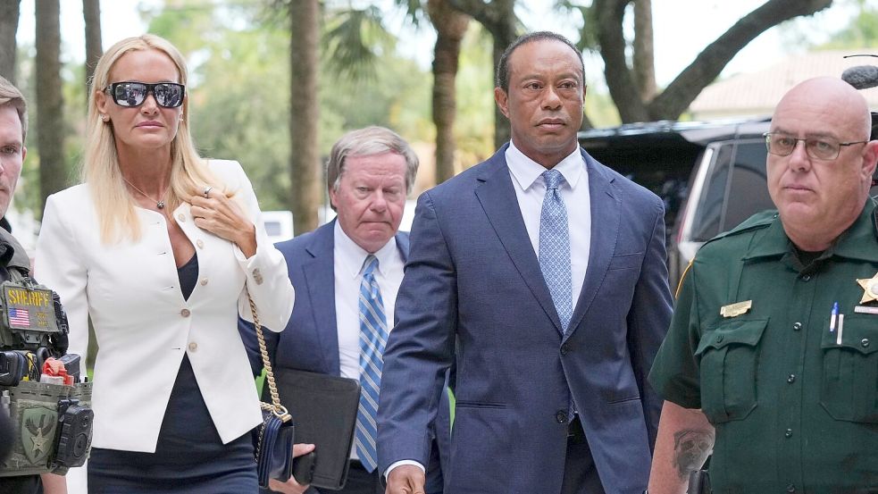 Tiger Woods erscheint vor Gericht. Foto: Lynne Sladky