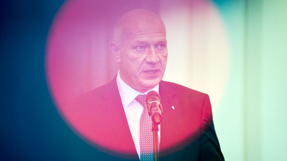 Kai Wegner (CDU), Regierender Berliner Bürgermeister, informiert die Öffentlichkeit über ein Datenleck in der Verwaltung. Foto: Annette Riedl