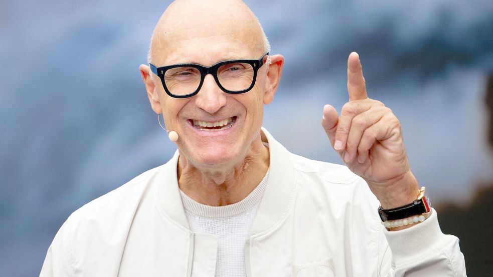 KI ist eine riesige Chance, sagt Telekom-Chef Tim Höttges. Foto: Henning Kaiser