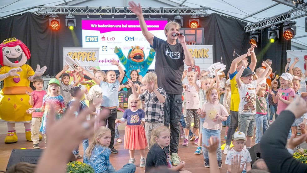 Der OM-Familientag bot Familien aus der Region zahlreiche kostenfreie Aktionen, Spielangebote und Begegnungen im Dorfpark Bösel. Fotograf Gerald Lampe; Foto Hölzen